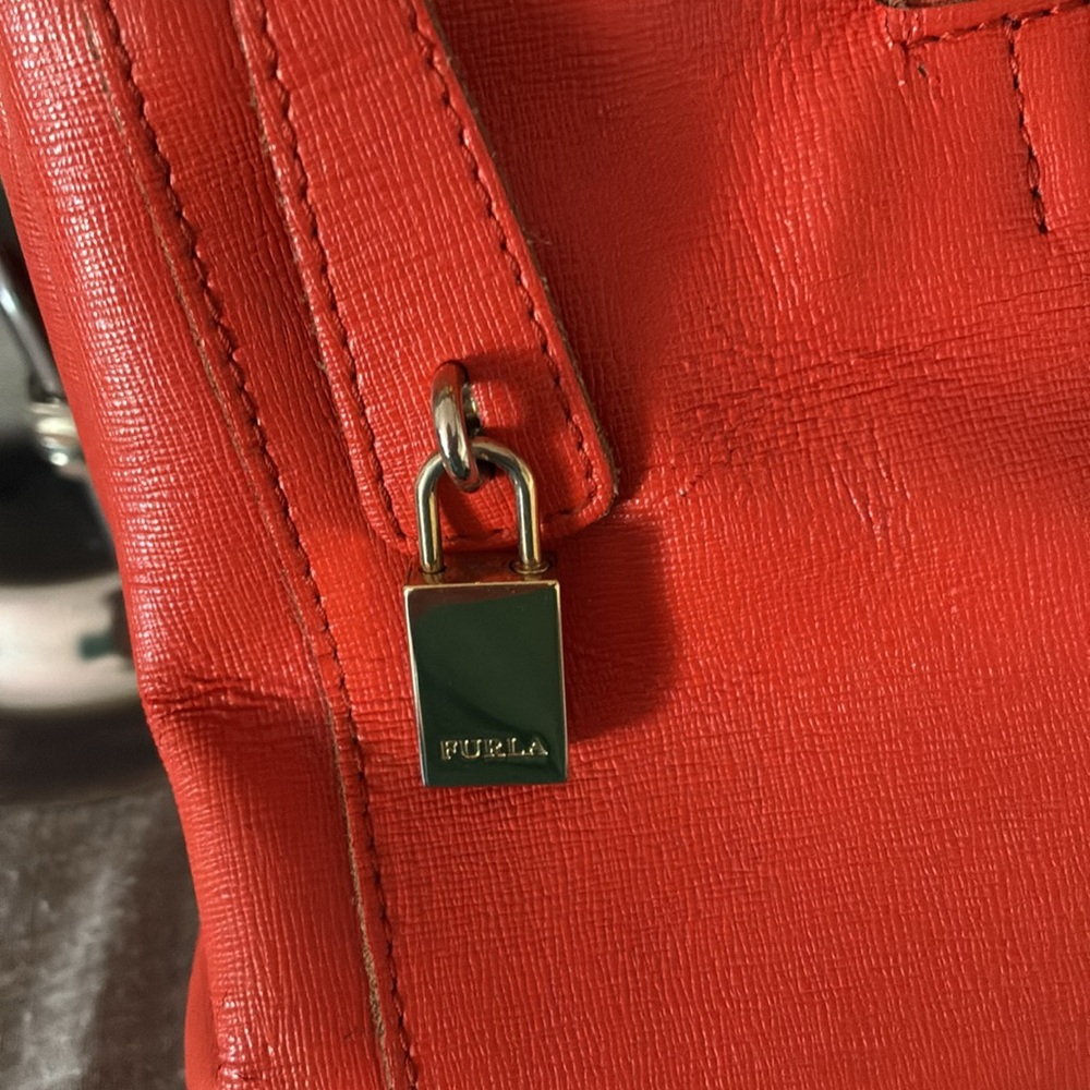 Furla Leather Shoulderbag - Picture 5 of 13